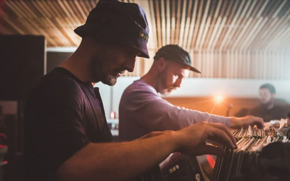 Influences: Secretsundaze
